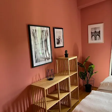 Apartment Stylische Gartenwohnung Mit Bergblick *