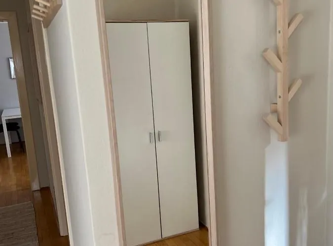 Stylische Gartenwohnung Mit Bergblick Smihel nad Pliberkom